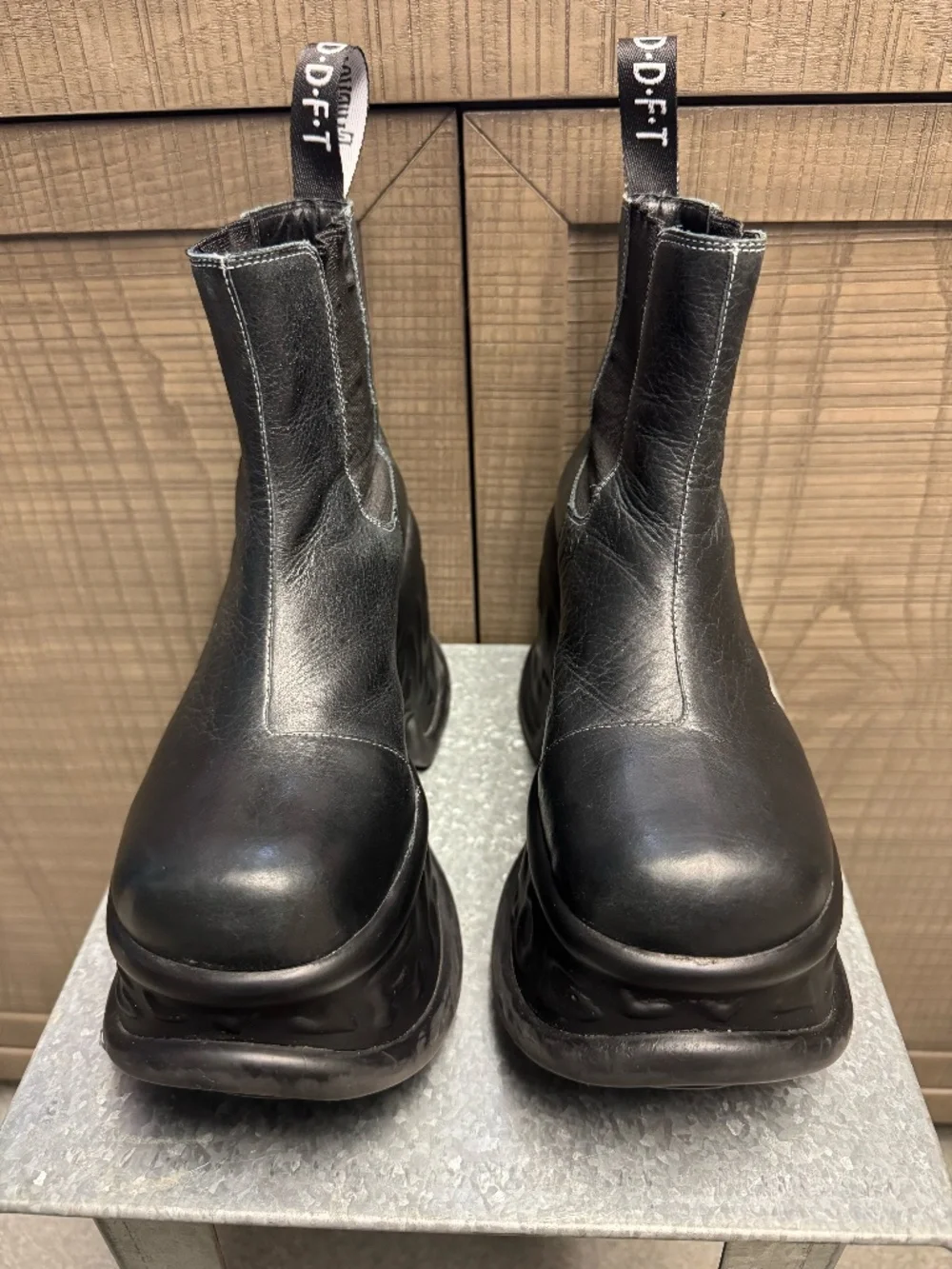 Angelica Reece Platform Chelsea boots - Picture 1 of 5